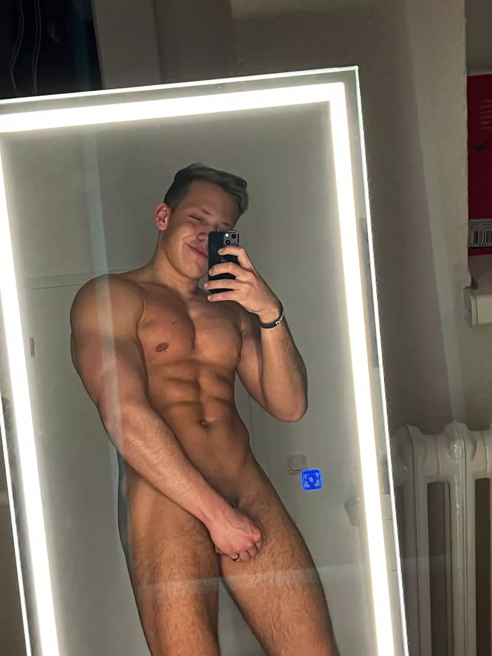 [21] So, what kind of fun do you have in mind for us today? 😘