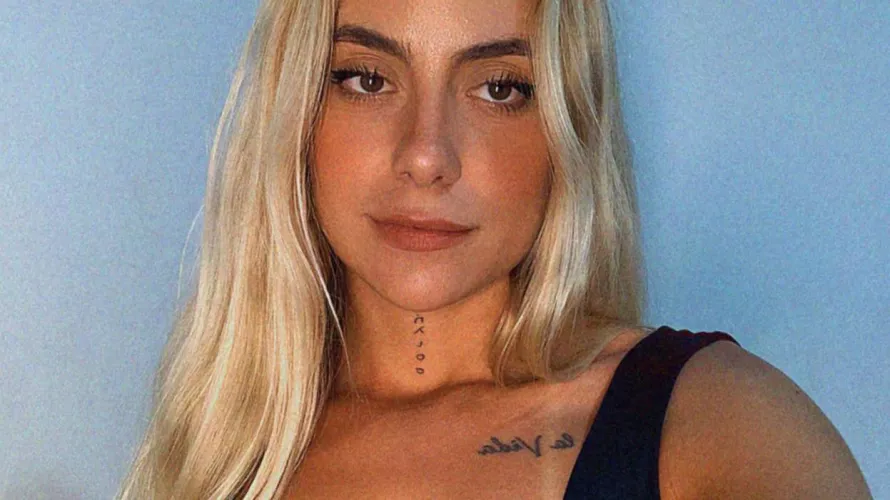 21F Open minded and looking for new friends and possibilities