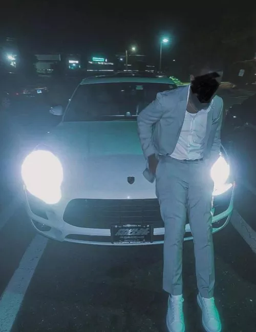 [22][M4MF/FF/F][New Haven CT] BBC here looking to wreck and share someone's wife/ mother/gf. If interested pm I can host today & be ready to send pics for verification. I’m 7 inches long. dm for pics 