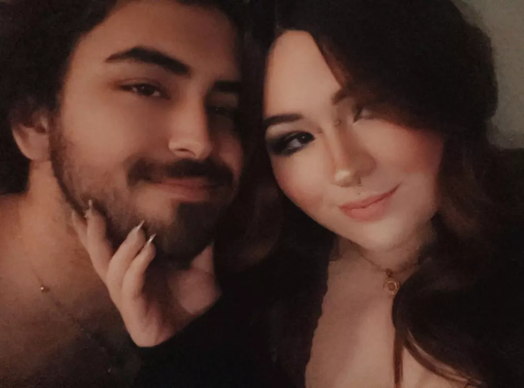 24/24 [MF4F] SWLA Couple looking for a long-term girlfriend!