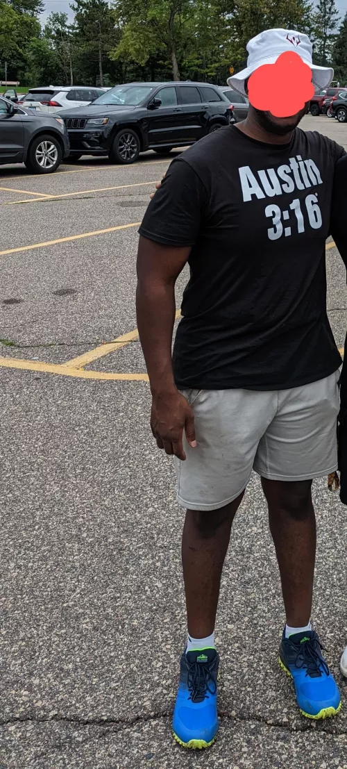 30M M4F/MF 8+ in BBC traveling to Sioux falls 11/7-11/9