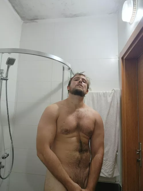 (34) does anyone like me? 