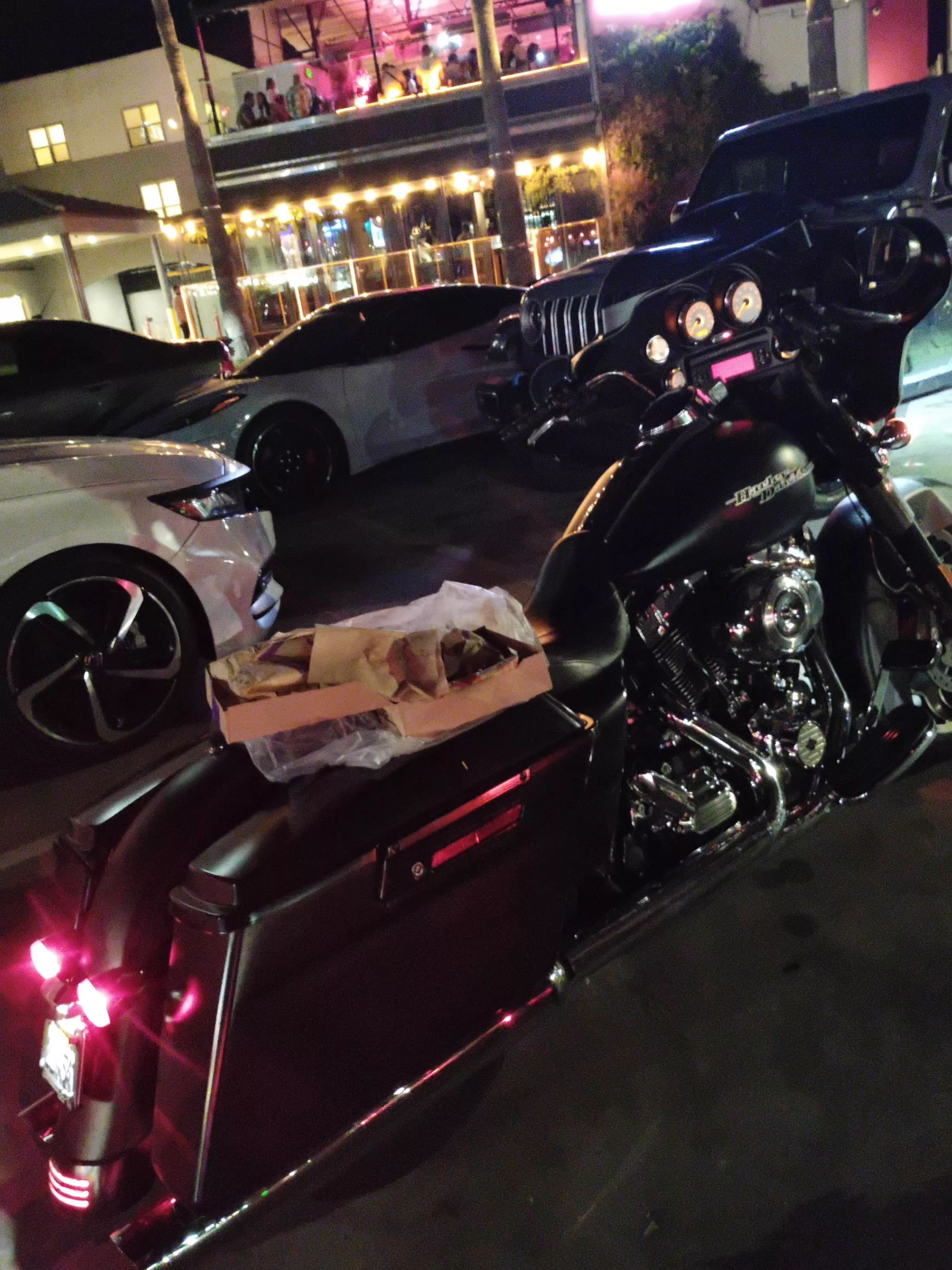 [40] male any females wanna meet do it on my Harley?