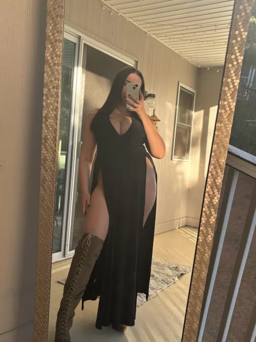 5’3 and thick like a milkshake 