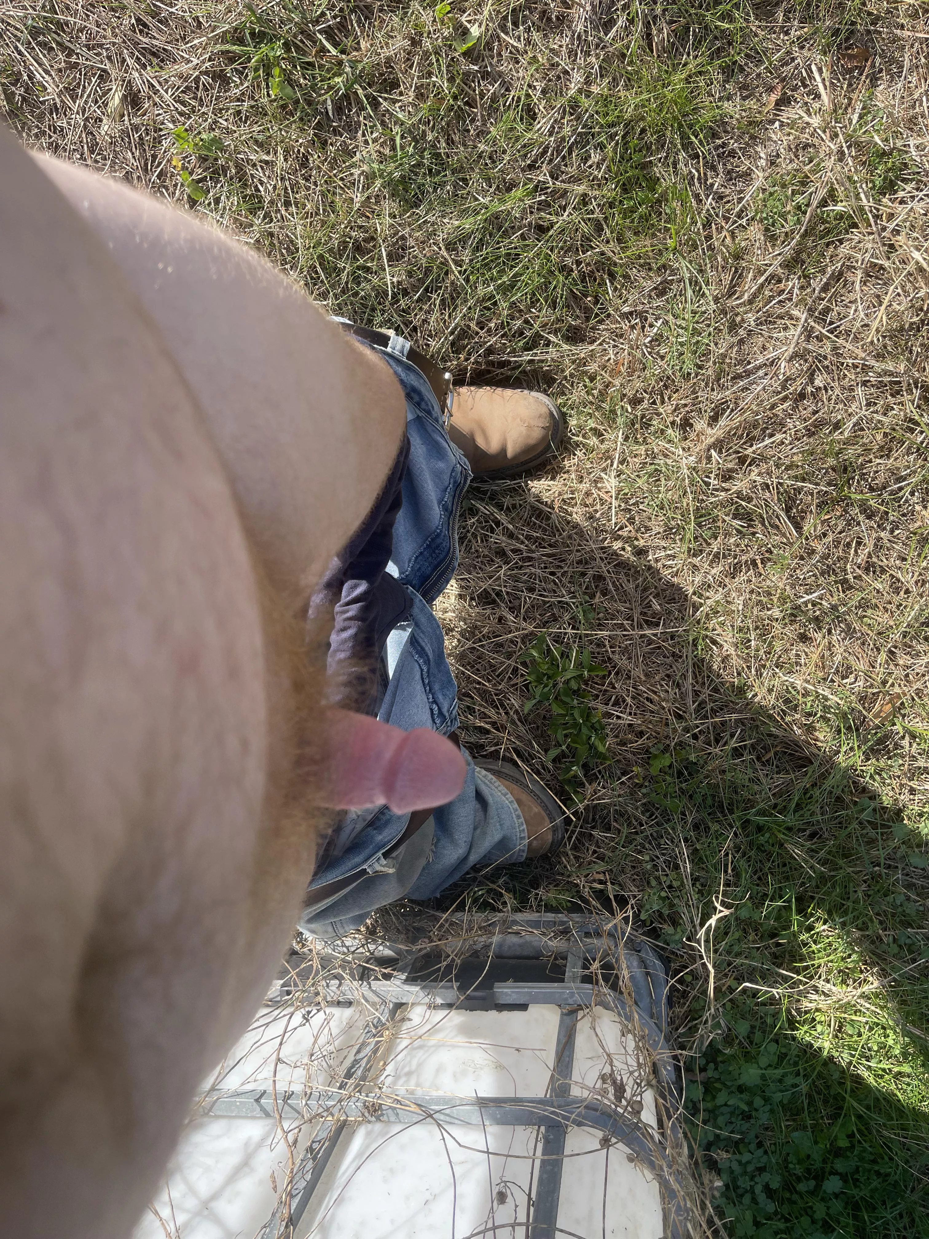 Ahh don’t tell boss what I did on break 