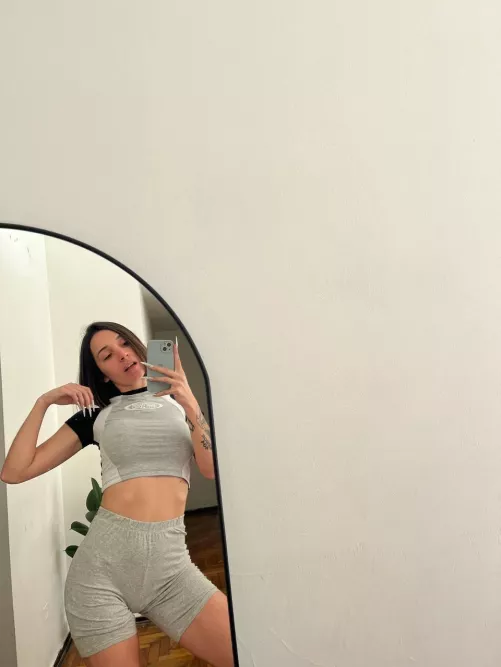 am i a gym thirst trap be honest