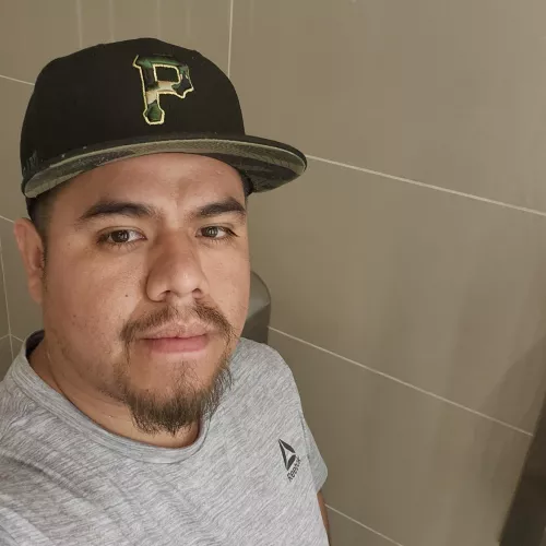 Any couples mexican dude here bi 