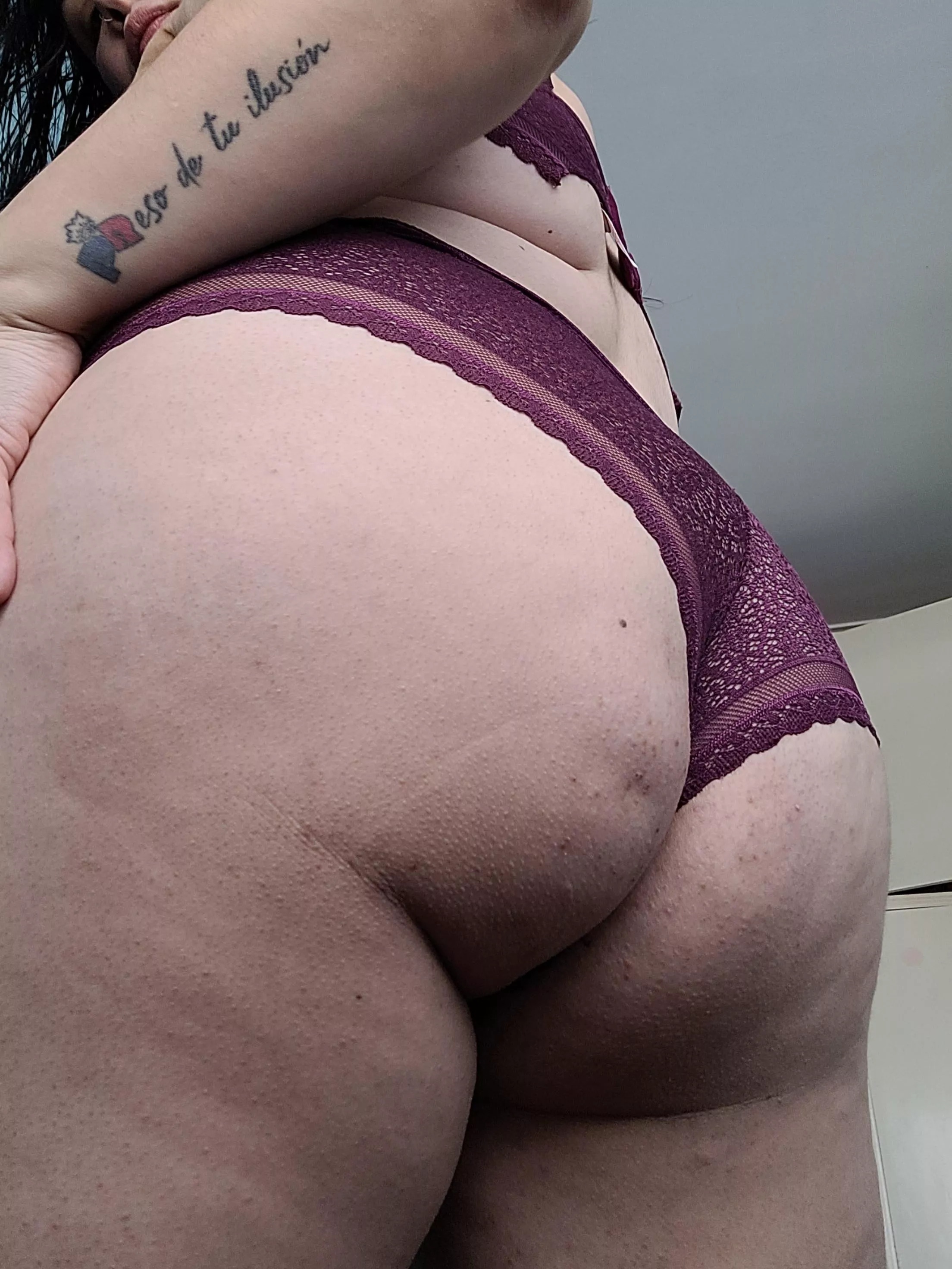 appreciate my cute holes... 