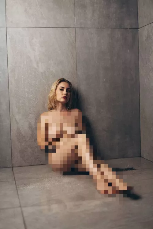 At what age were you first horny about pixels?