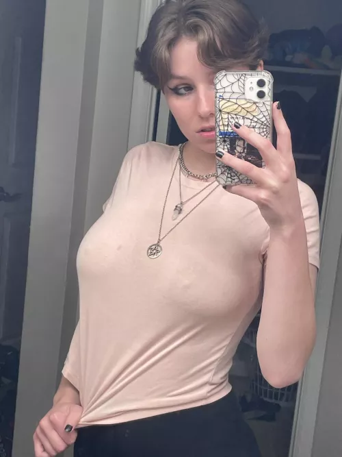 Can you see them peeking out? 🤭🤭