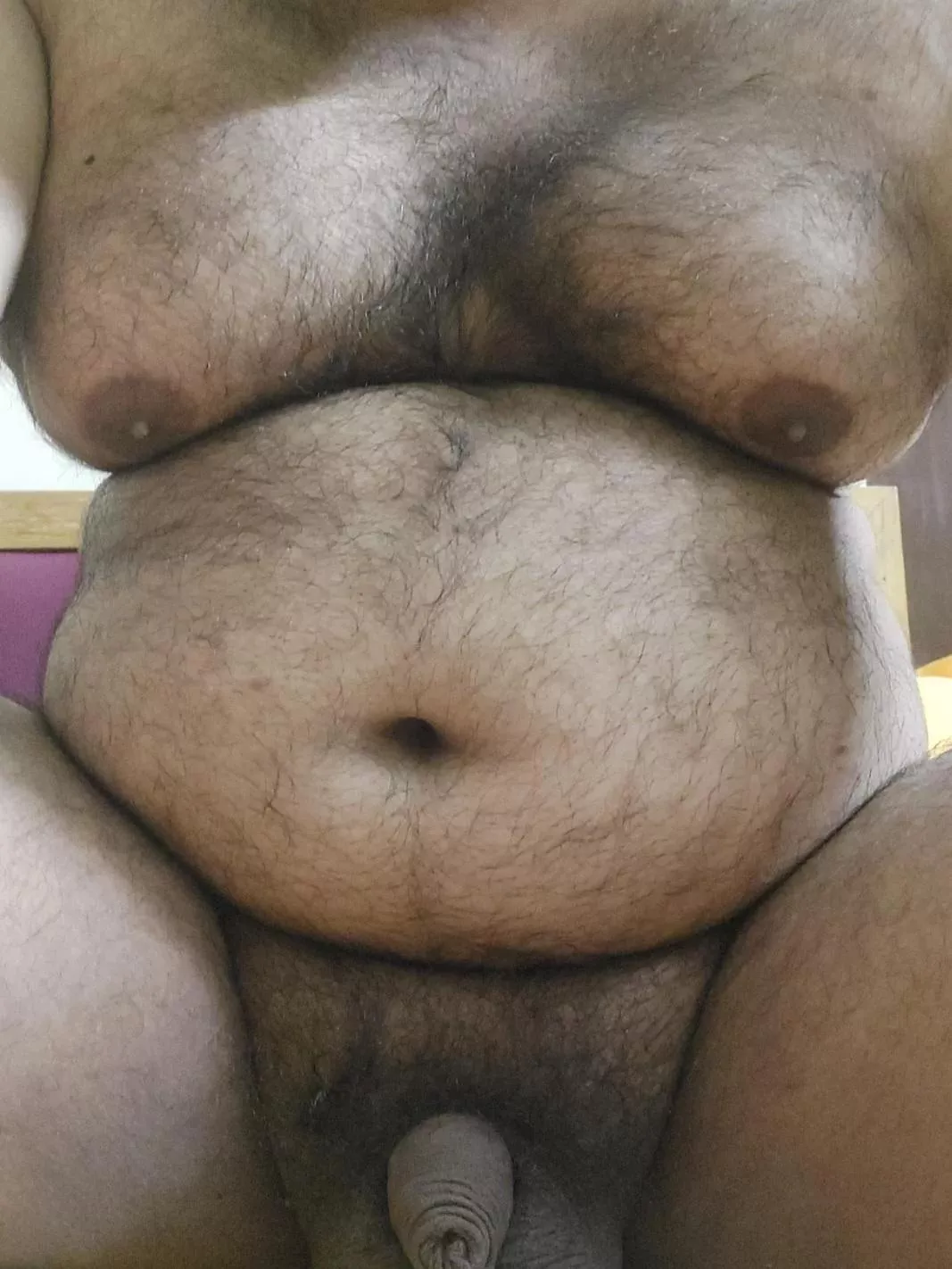 Chubby Brown Boy..Looking to have my nipples sucked long and hard
