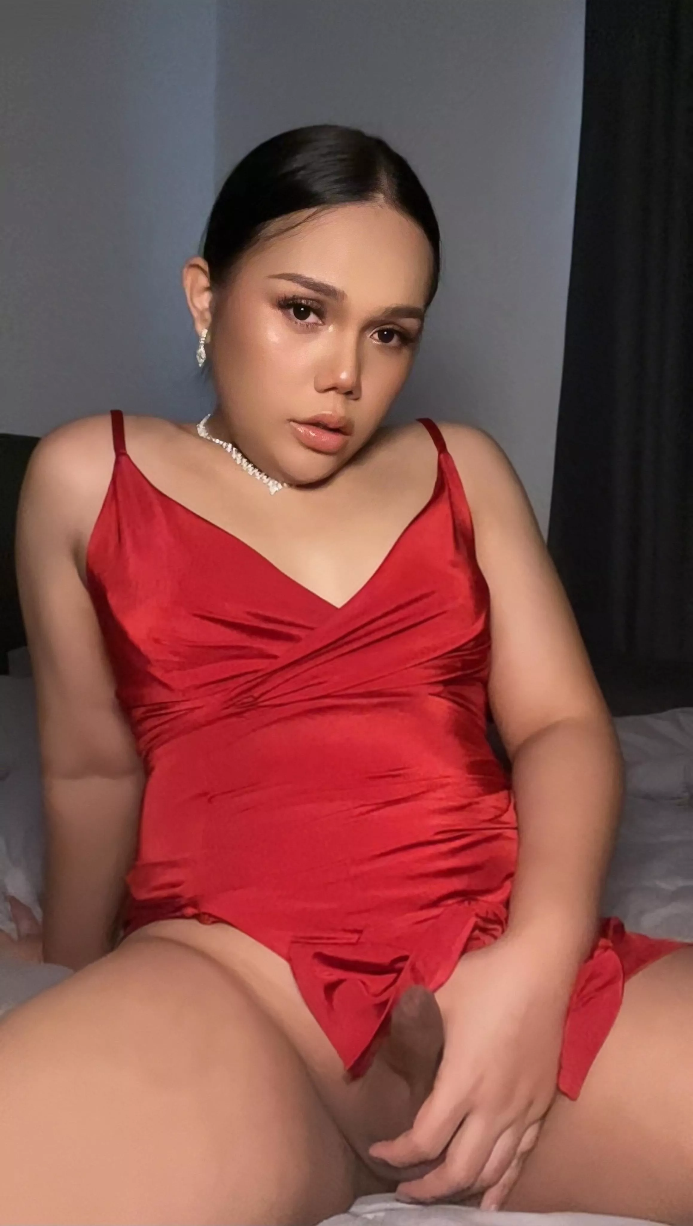 come get on this bed with me already 😈
