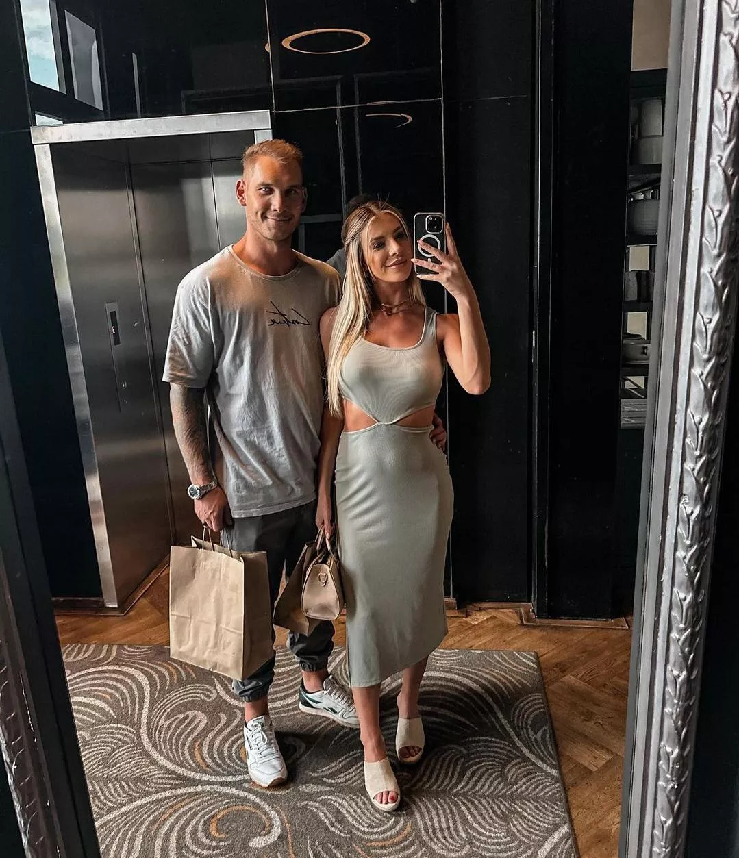 Couple looking to play 