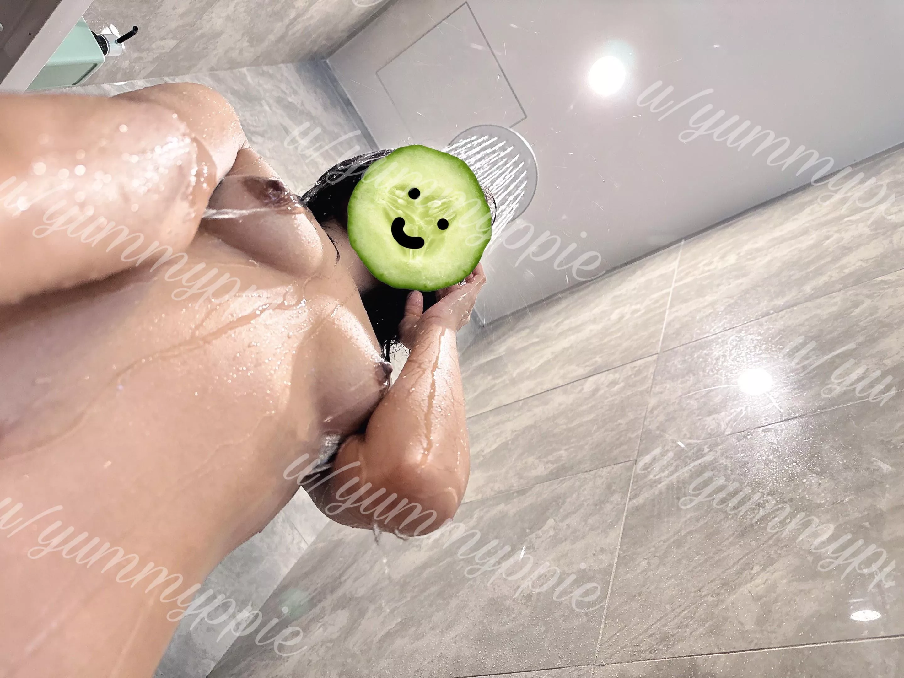 do me with the water running for extra wetness 😳