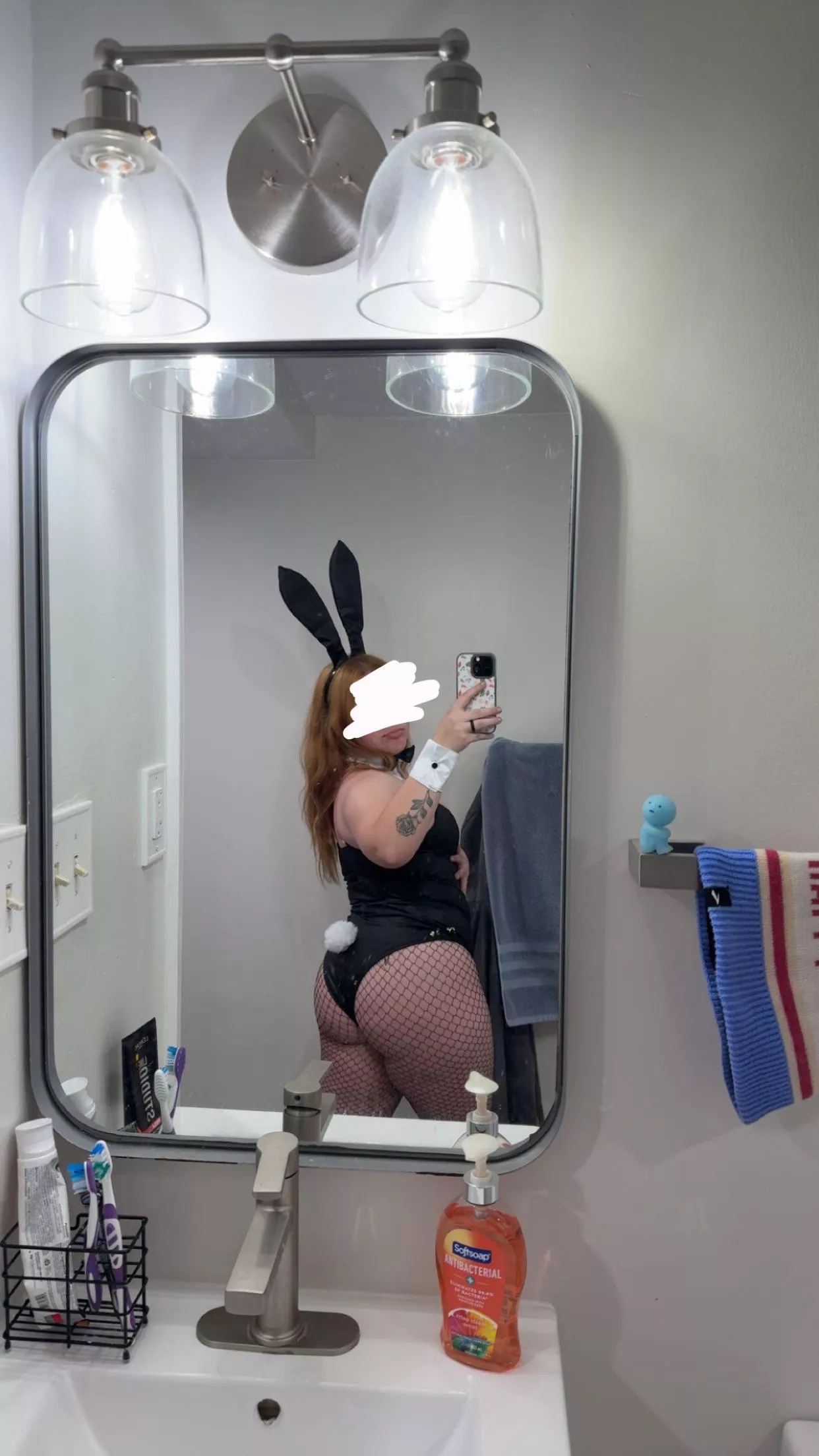 Do we like my Halloween costume this year? I’m just missing my Hugh Hefner 