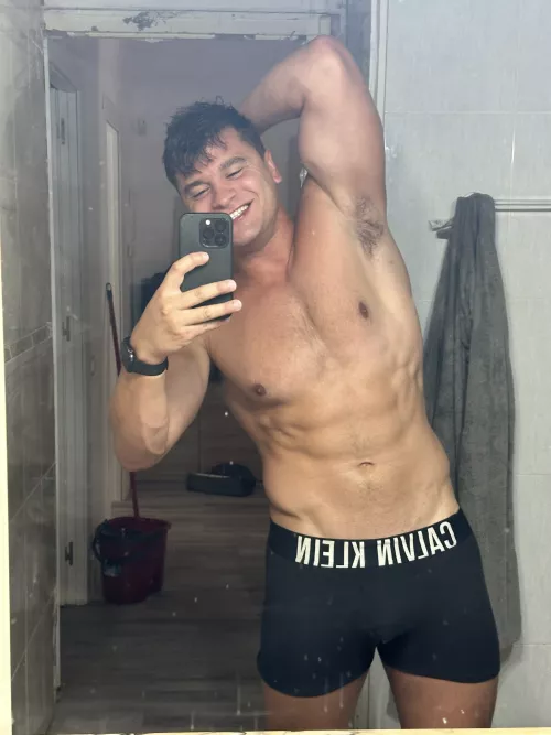 Do you like my black boxer?