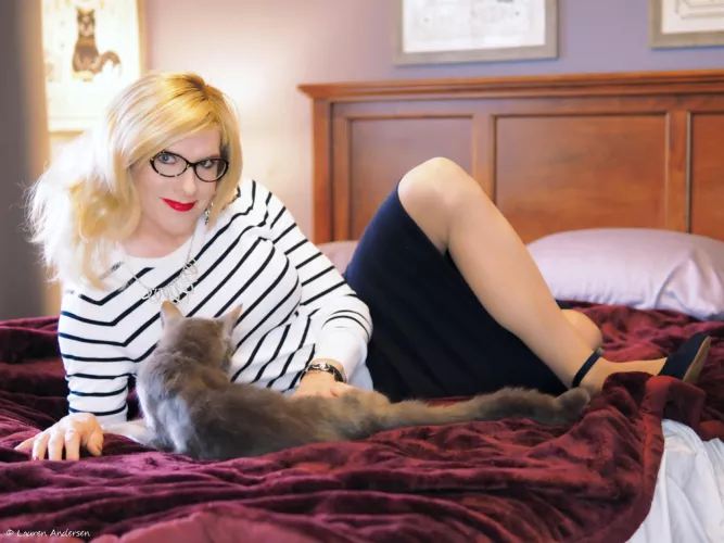 Down time with my kitty 😻😻