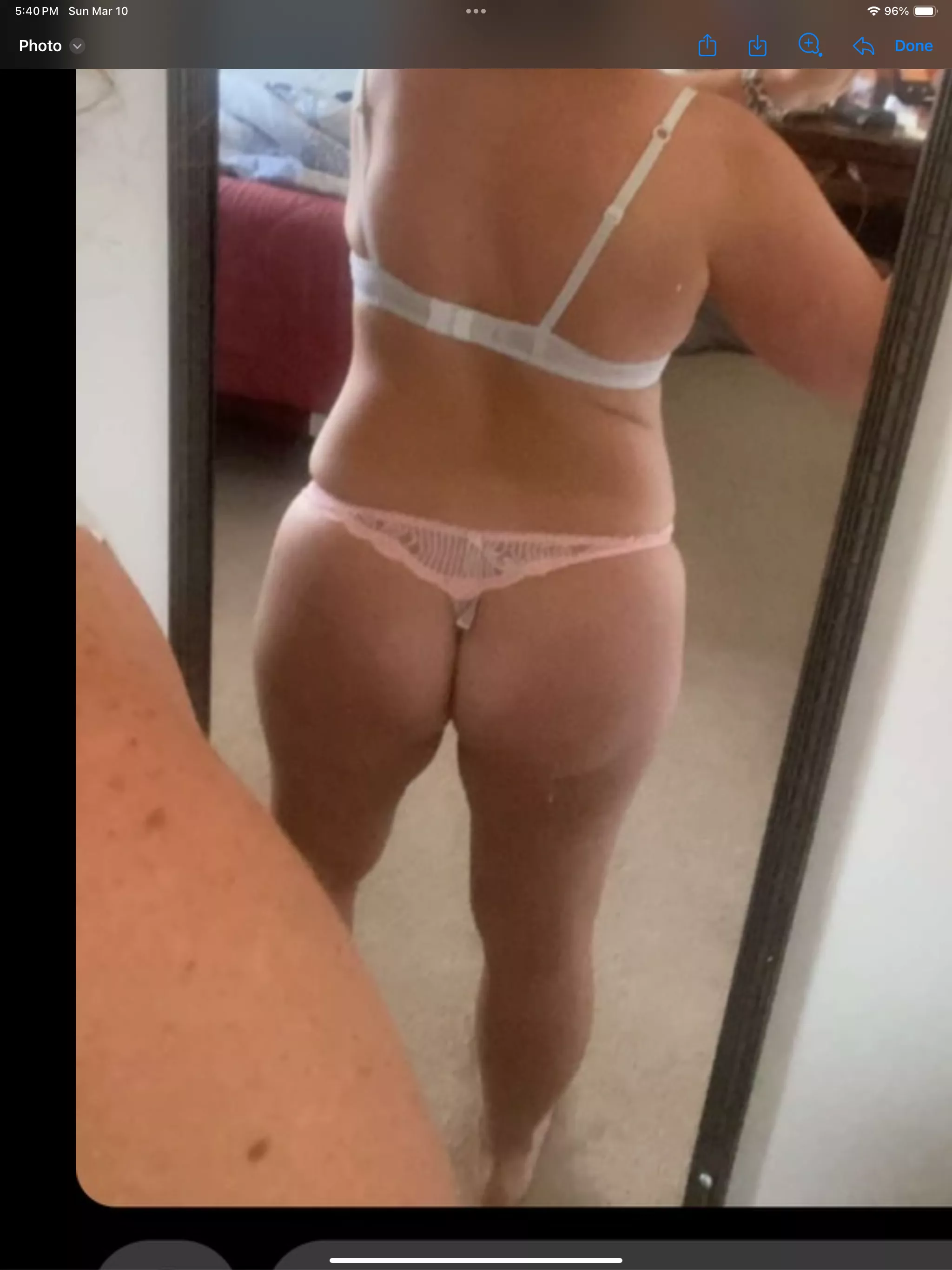 Enjoy this married mom of two in her new thong 💦