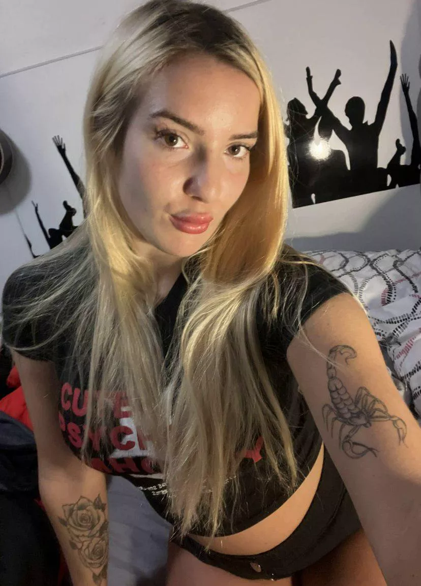 Ever been tempted to show a 19 F what older men are really good at?