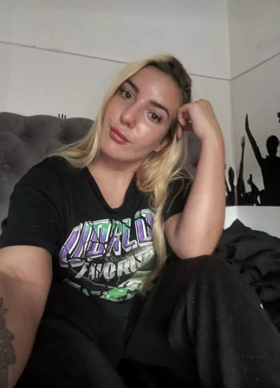 F 19 looking to play – who’s up late?