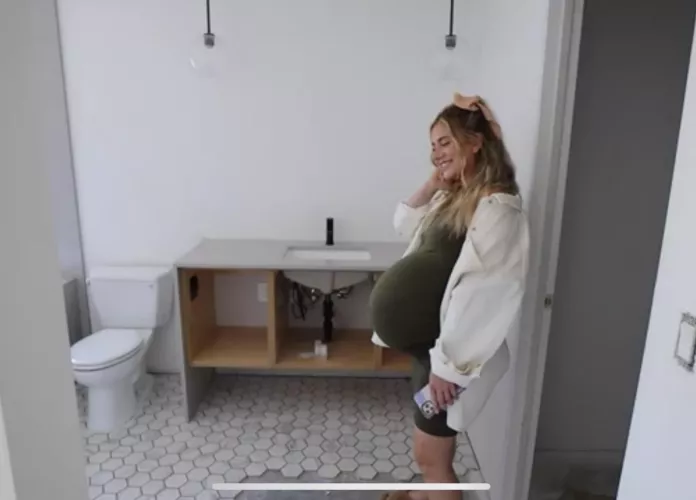 [F4M] Too Big Pregnancy