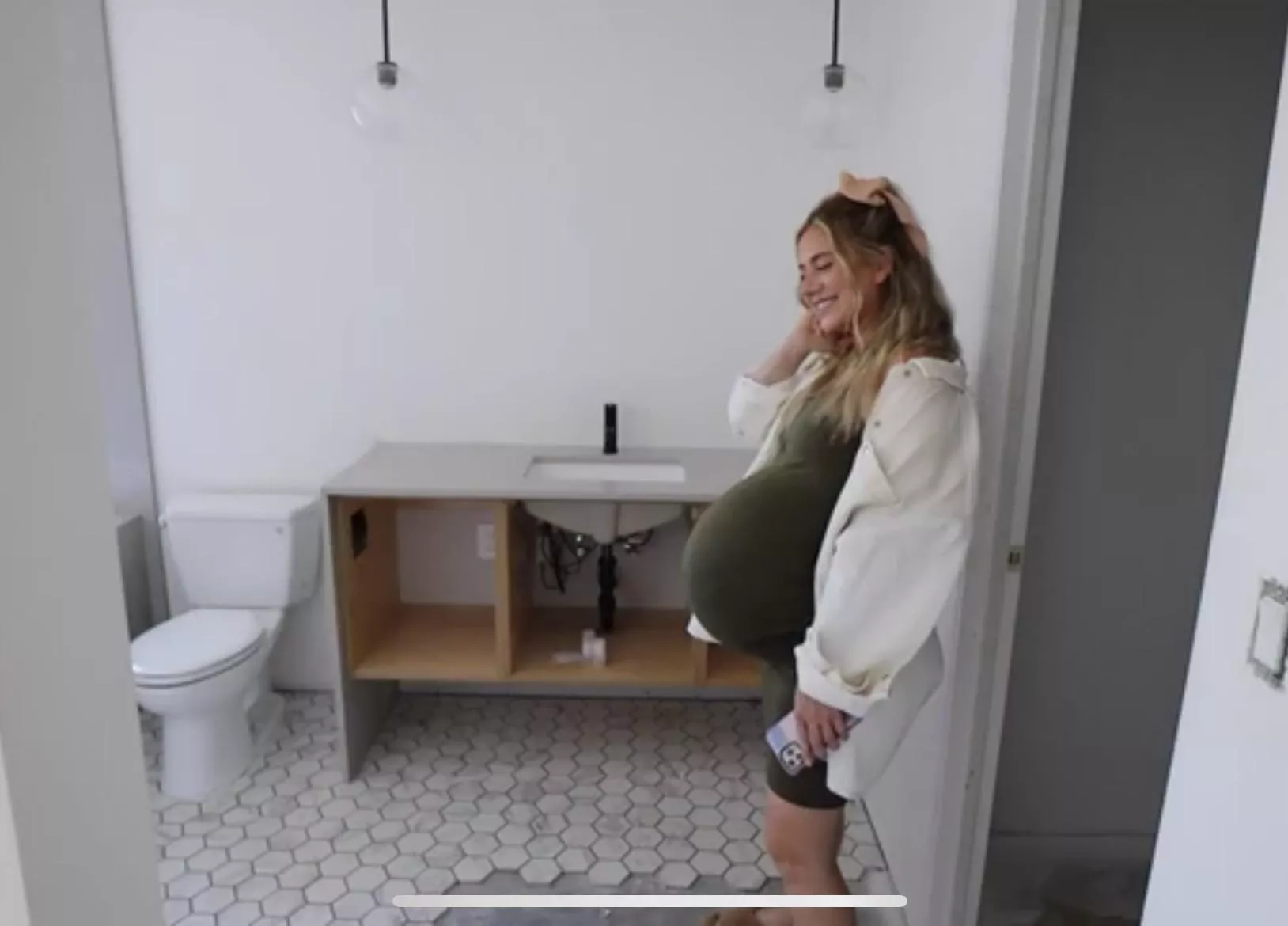 [F4M] Too Big Pregnancy