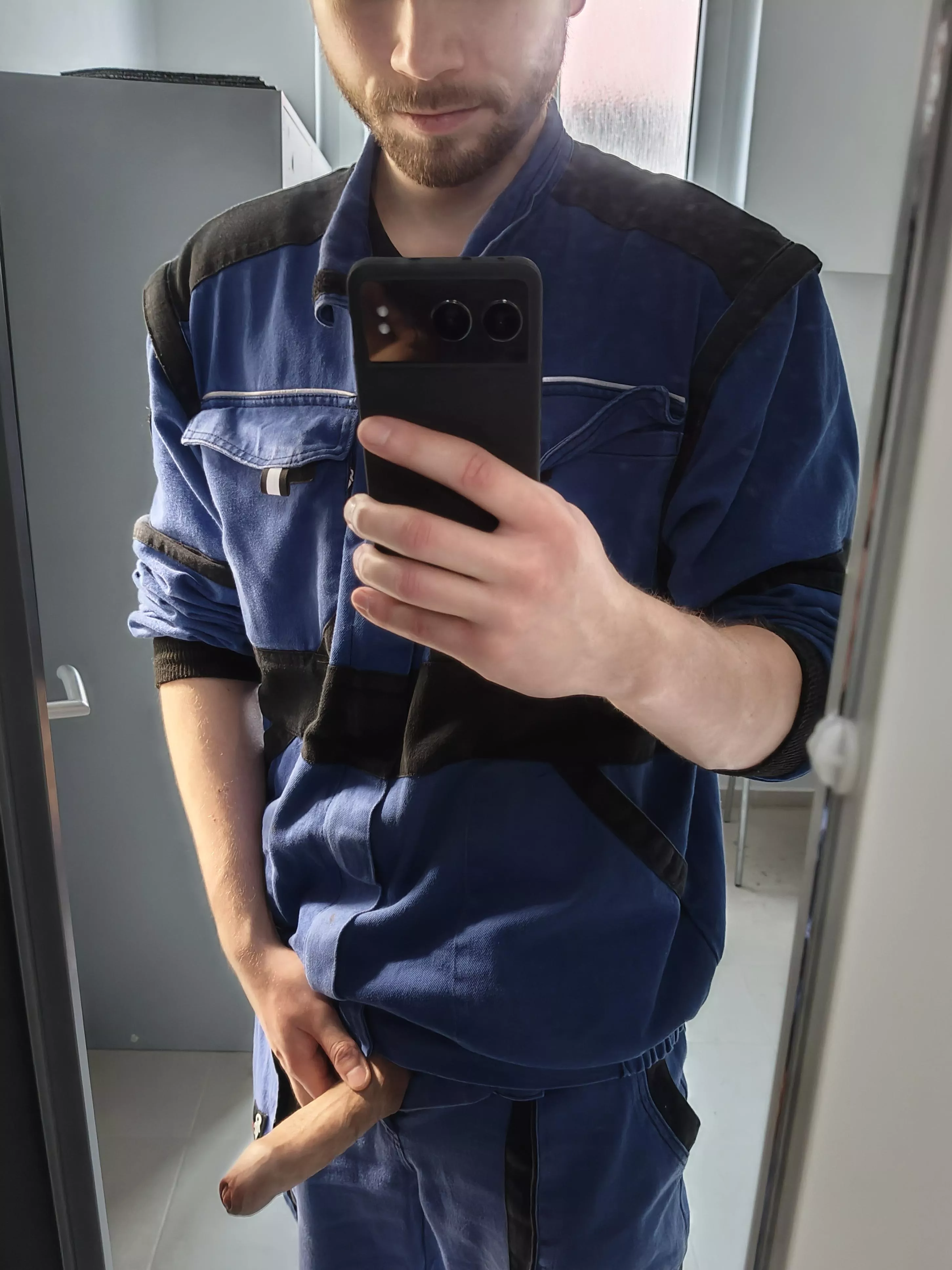 Felt naughty at work. (25)