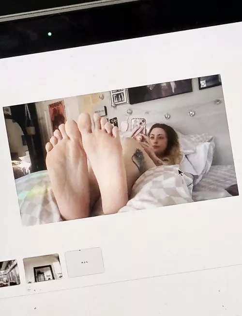 foot worship skypes are my favorite  