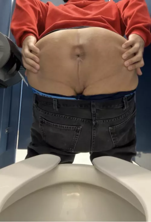 Gunna be at TABLE MOUNTAIN at 7:30 anyone want head in the restroom or parking lot floors ?? Let me know asap 