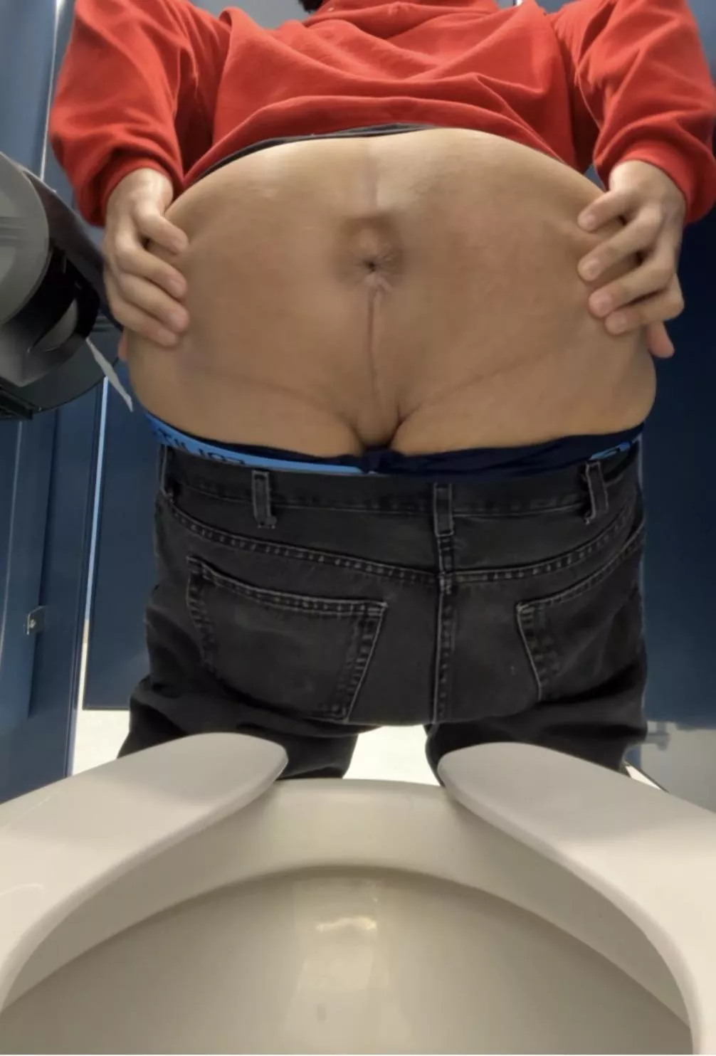 Gunna be at TABLE MOUNTAIN at 7:30 anyone want head in the restroom or parking lot floors ?? Let me know asap 