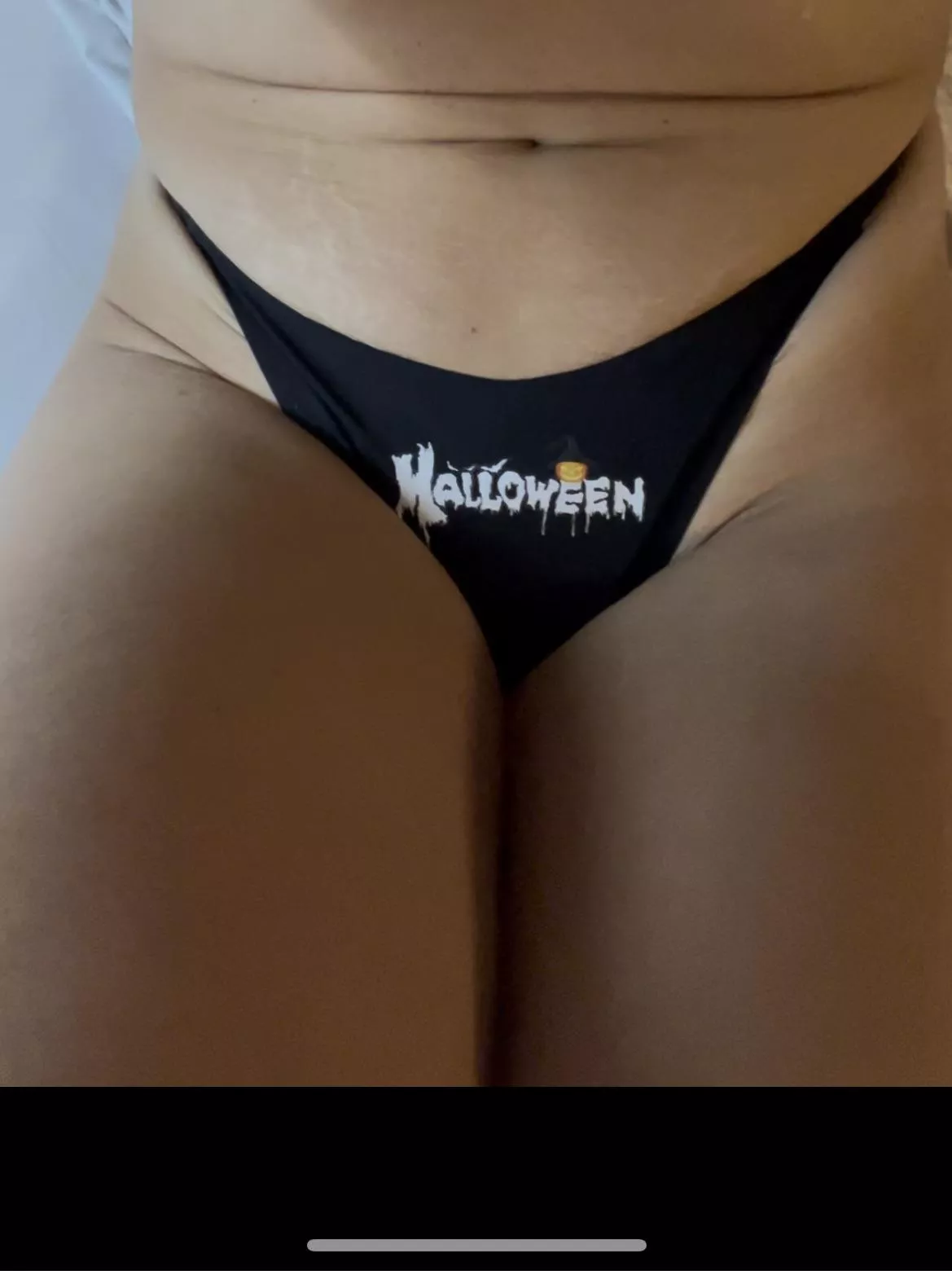 Halloween thighs 