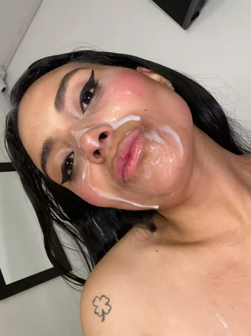 Having a facial every single day makes me happy. 