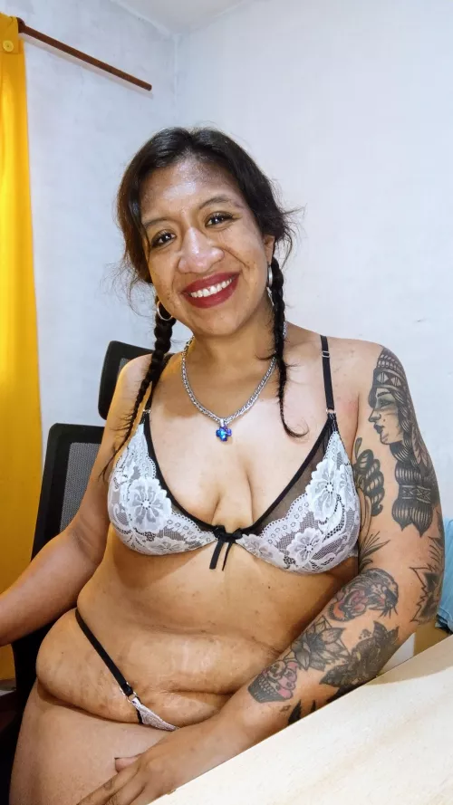 Hey, I'm ready to break the Thursday routine and have some fun. Blow your mind with me, love, you won't regret it.