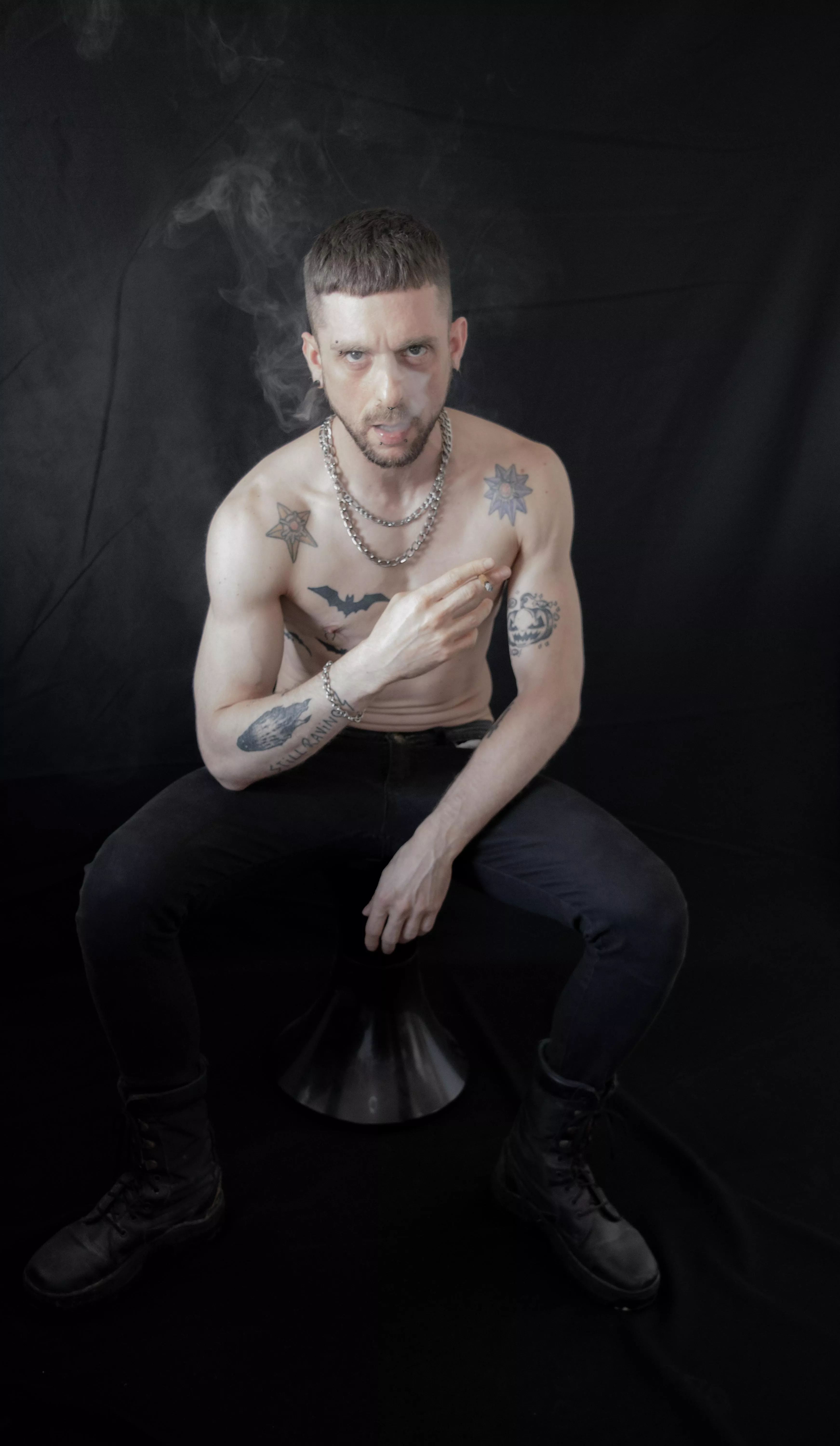 Hey slave... Be honest, are you ready to be controlled, humiliated and denigrated? or are you too scared to try?