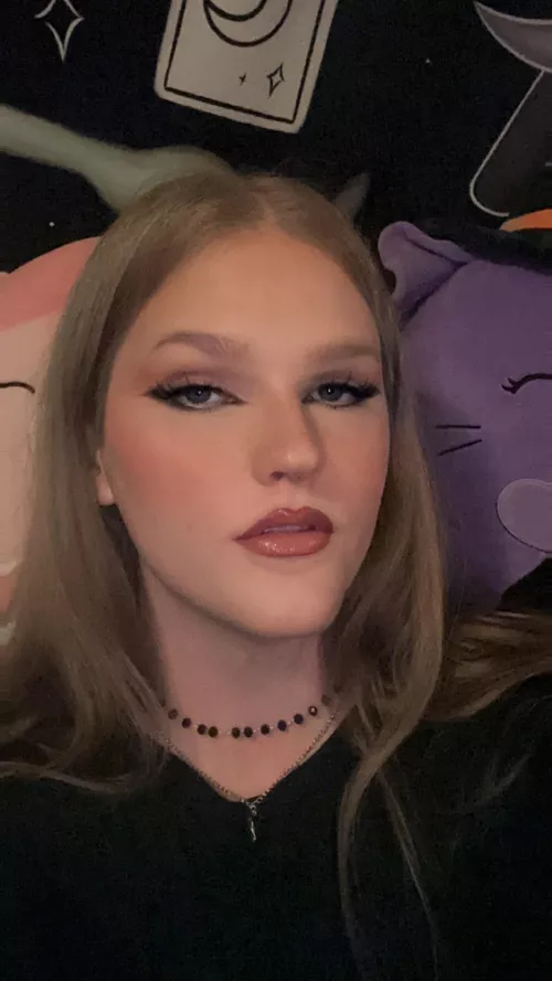 heyyy i’ll make u cum in the next 20 minsss hmu!!