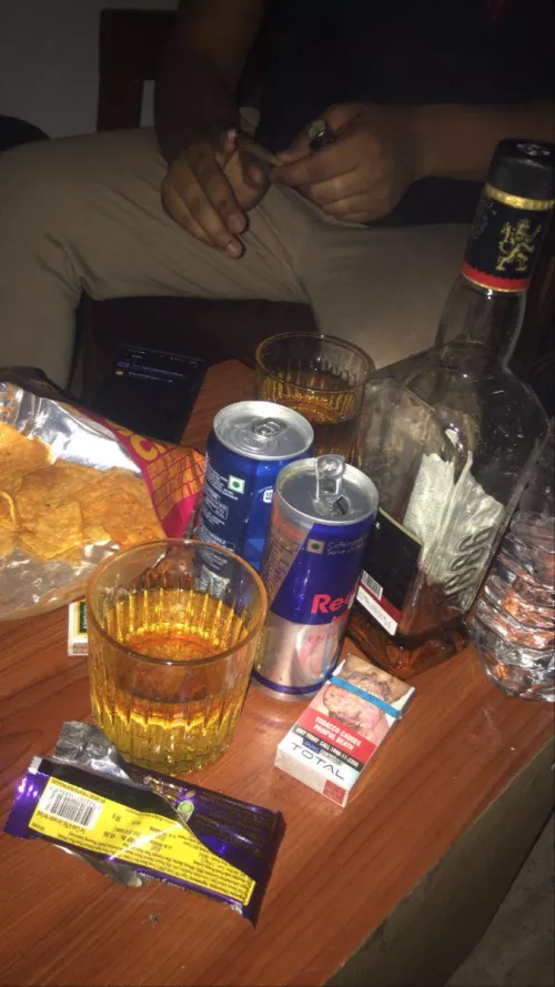 i have a house party on 27th in south delhi , if any girl interested can dm me, drinks are free for her