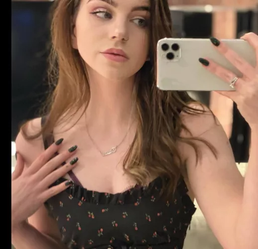 I pretty horny available sext : lindaquing2024