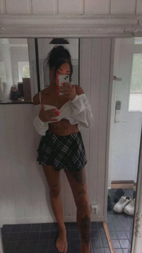 im horny tonight and this skirt has to be taken off 🙈🙉