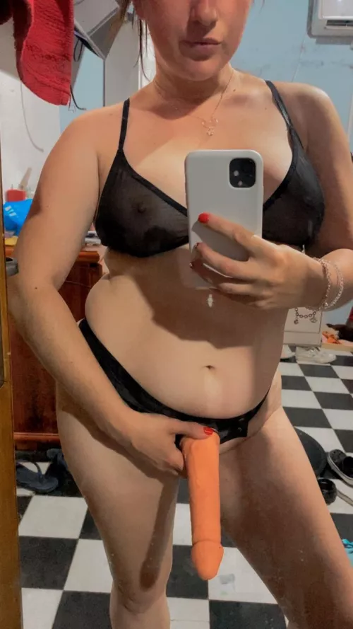 I'm looking for a slave, you'll do what I tell you!