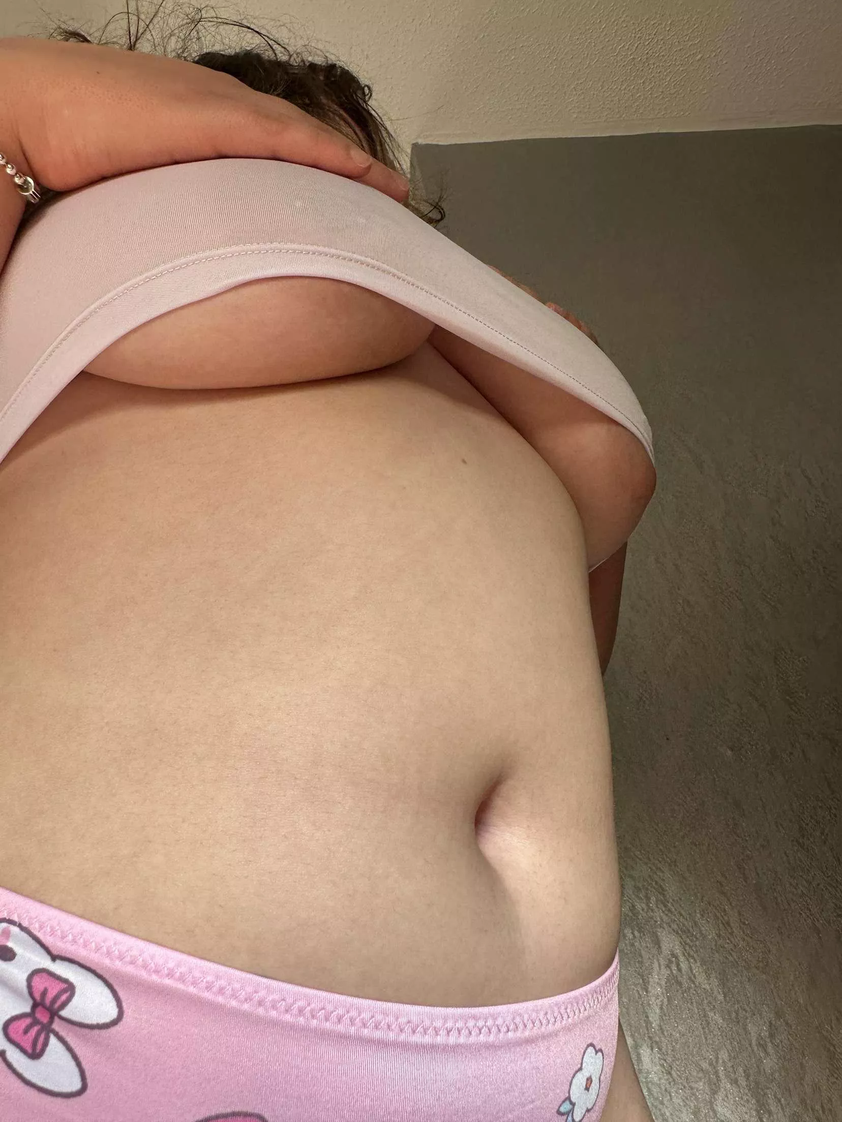 I’m so horny and lonely 