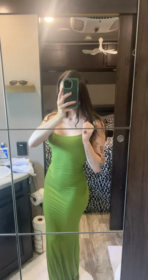 I’m the distraction your wife can’t compete with