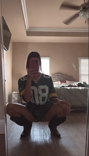 In Springfield for a good time, who’s ready to keep it wild? 😉🔥