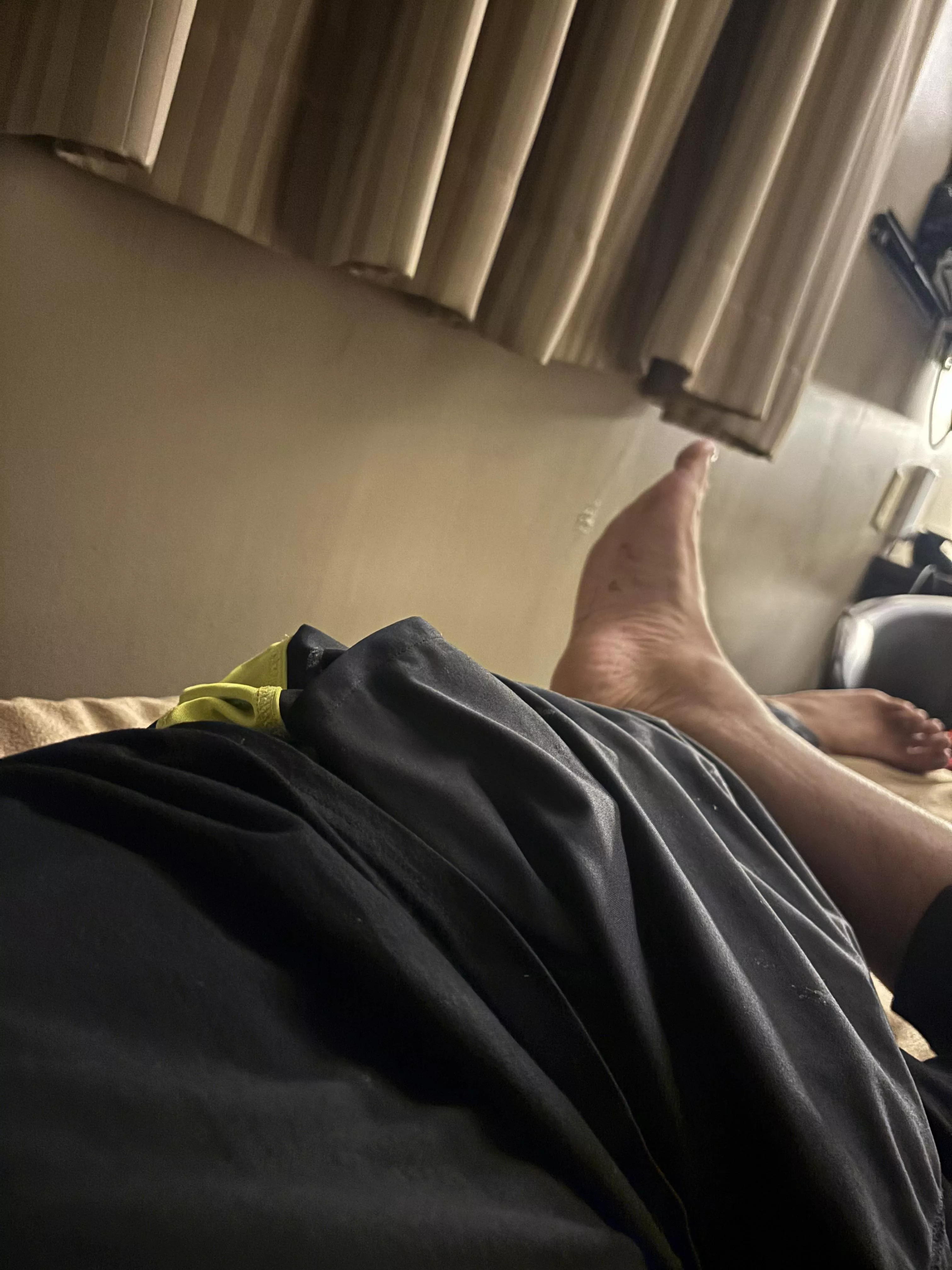 In the city for the night. Single (31m) for (f) 18+ in downtown Winnipeg here until 4pm tomorrow. I wanna have fun or experience something new. First time in a city 