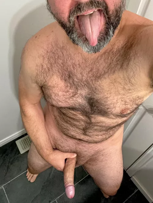 It’s always wise to start with a warm, wet sensation, before moving on to deep, throbbing penetration.