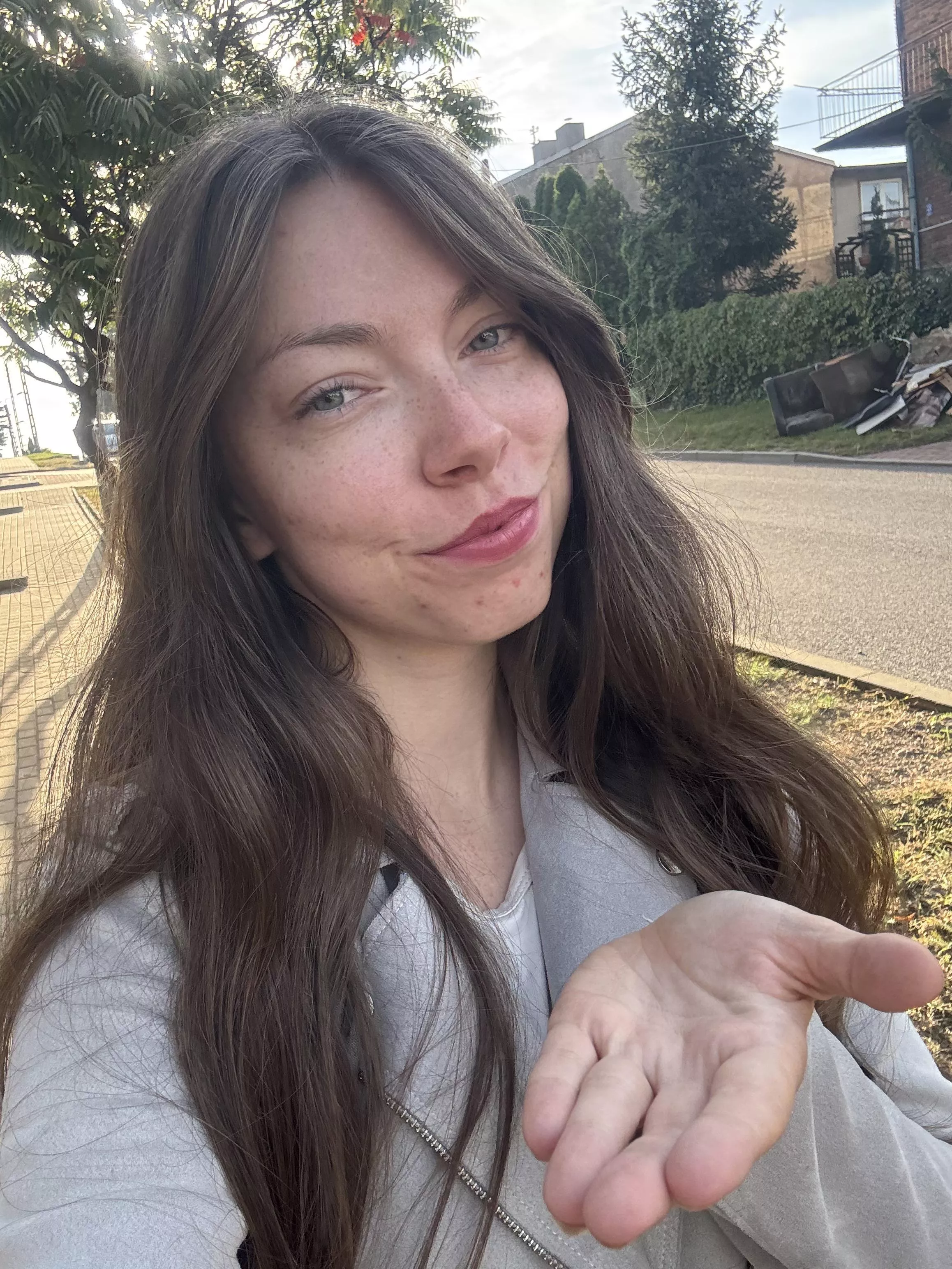 It’s time for Friday drain and relapse losers 🫦💸