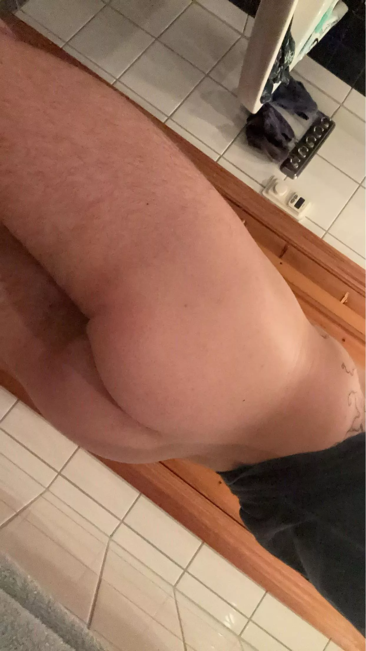 Kontje staat klaar voor je pik te ontvangen 😝