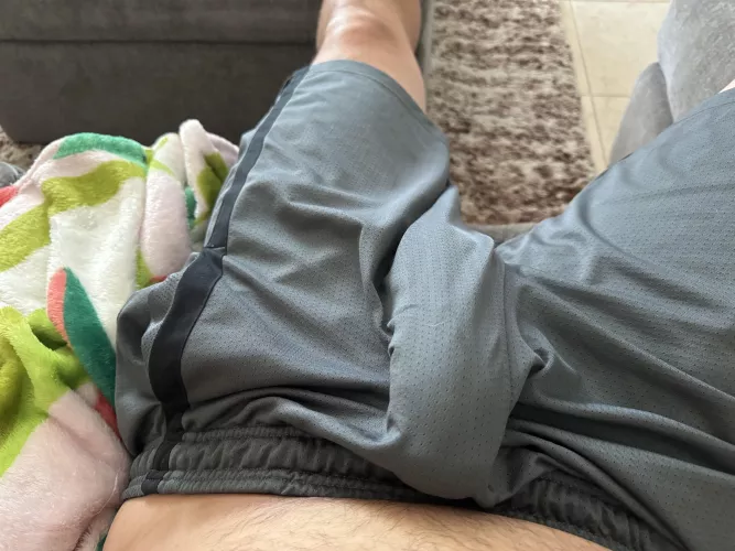 Looking for an Asian beauty to satisfy