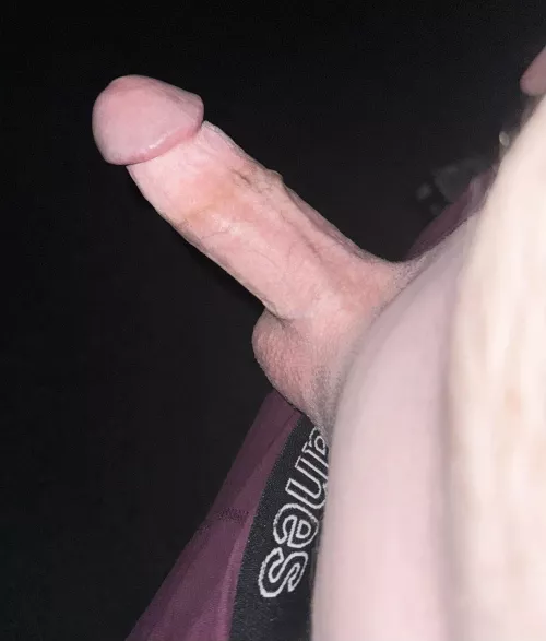 M4F Looking for a sex friend