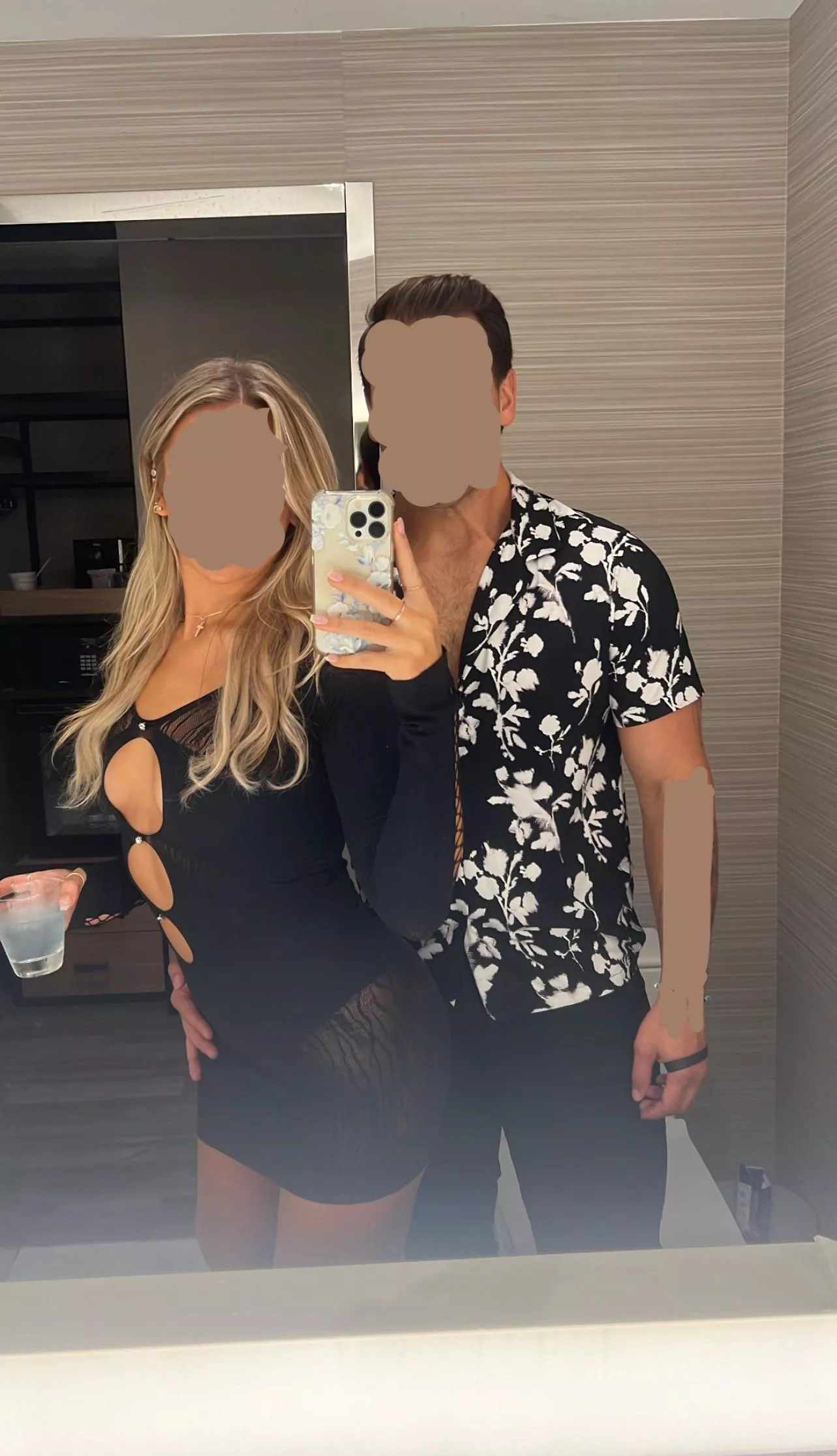 [mf4f] [mf4mf] looking for fun couple or female.