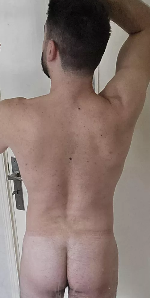 Might be 37 but dont look it... any hot daddies wanna spank me?